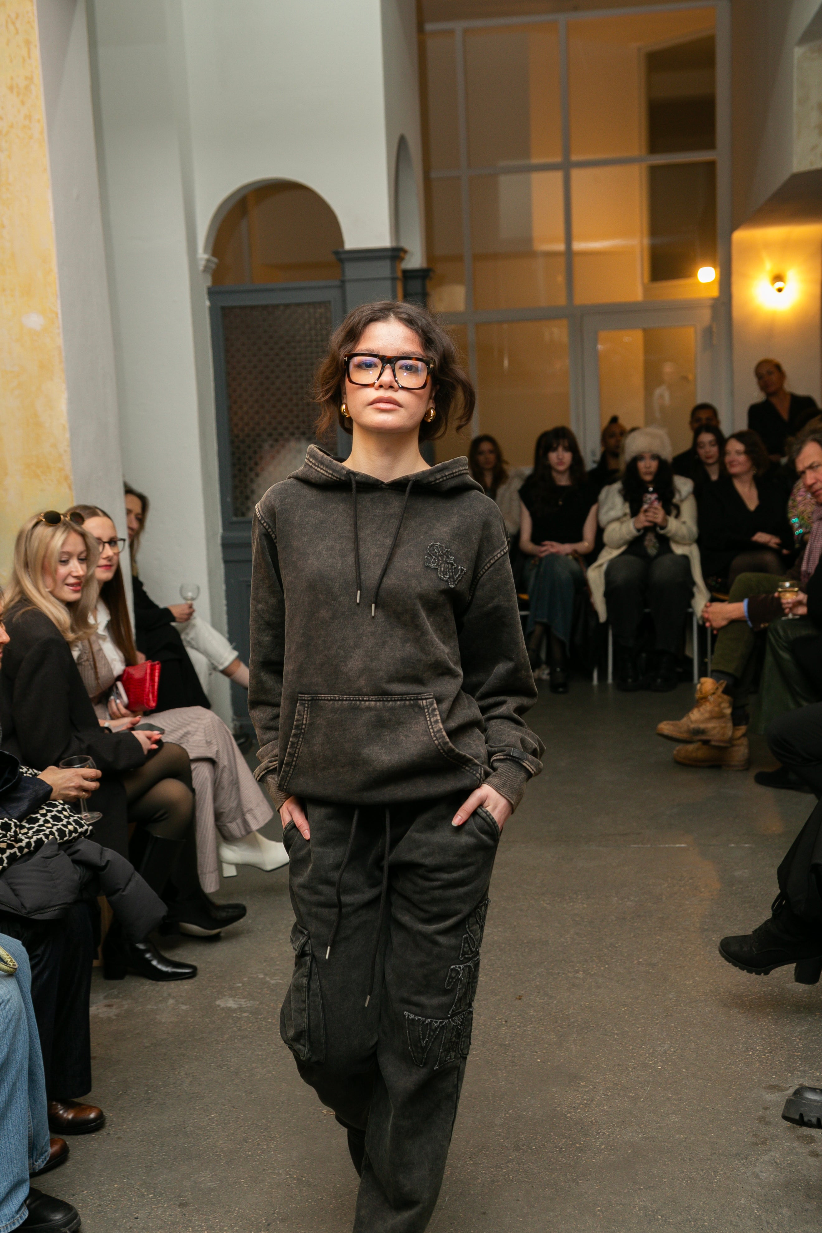 WOMEN'S SUITS & SETS