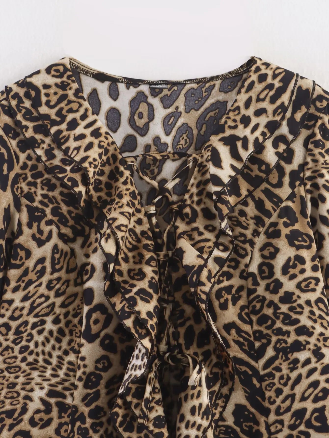 Zevity Vintage V Neck Bandage Leopard Print Blouse