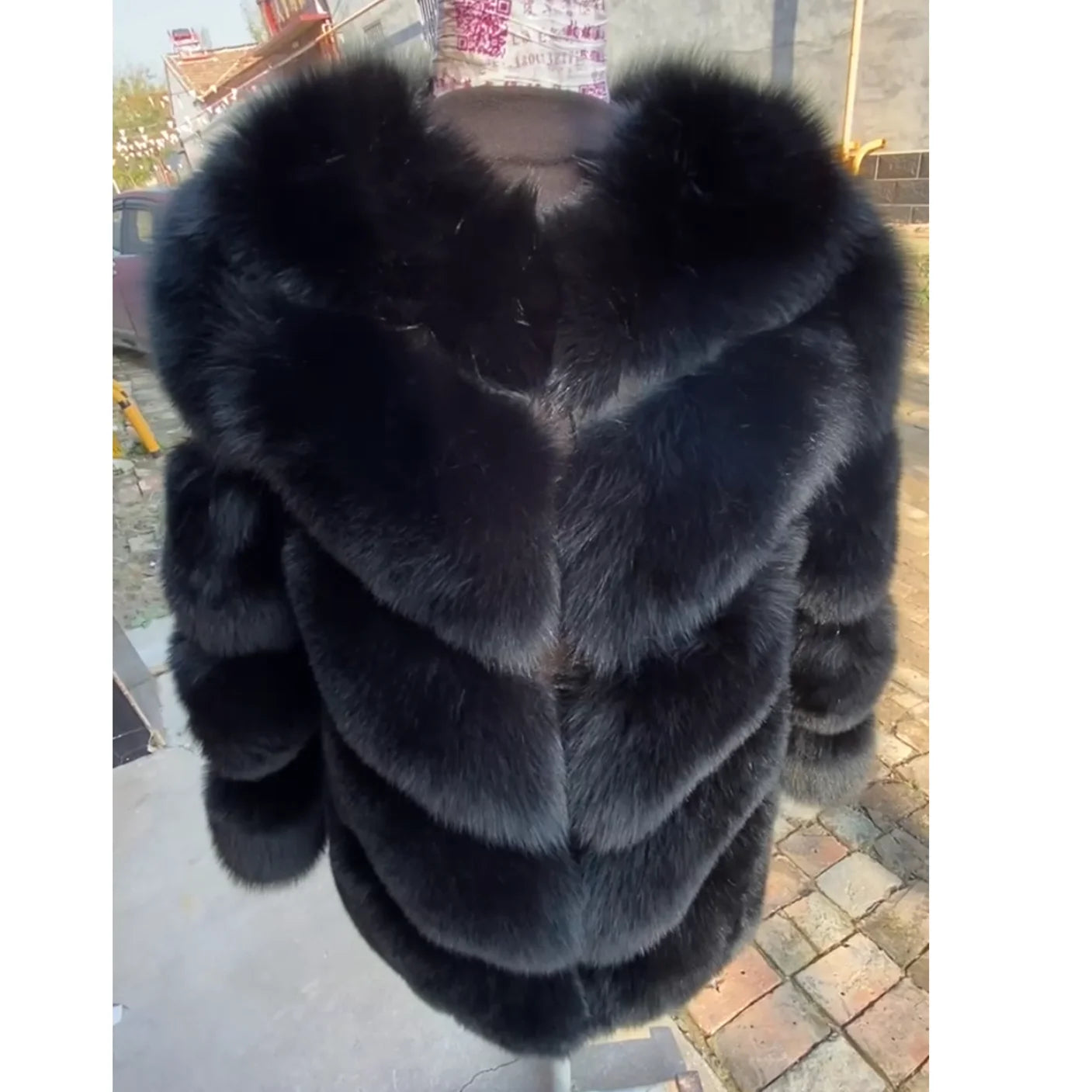 QUEENTINA  Natural Fox Fur Coat
