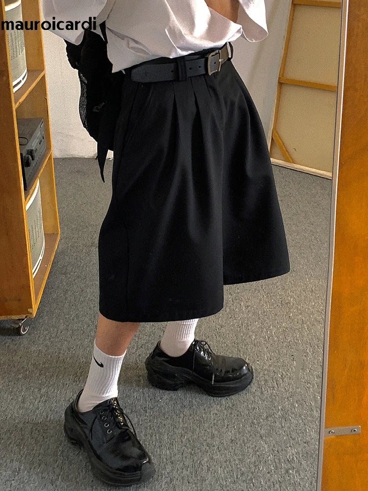 Mauroicardi Casual Black Pleated Shorts